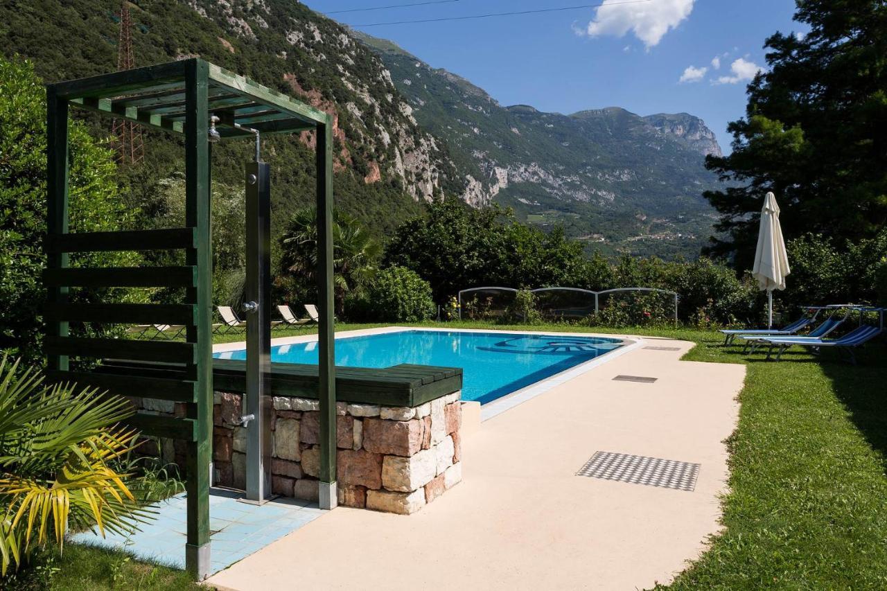 Hotel Due Laghi Padergnone المظهر الخارجي الصورة