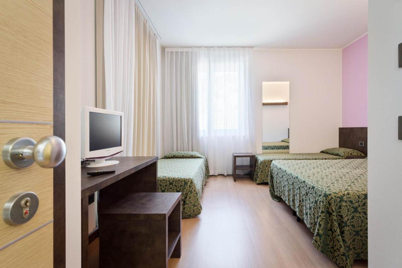 Hotel Due Laghi Padergnone المظهر الخارجي الصورة