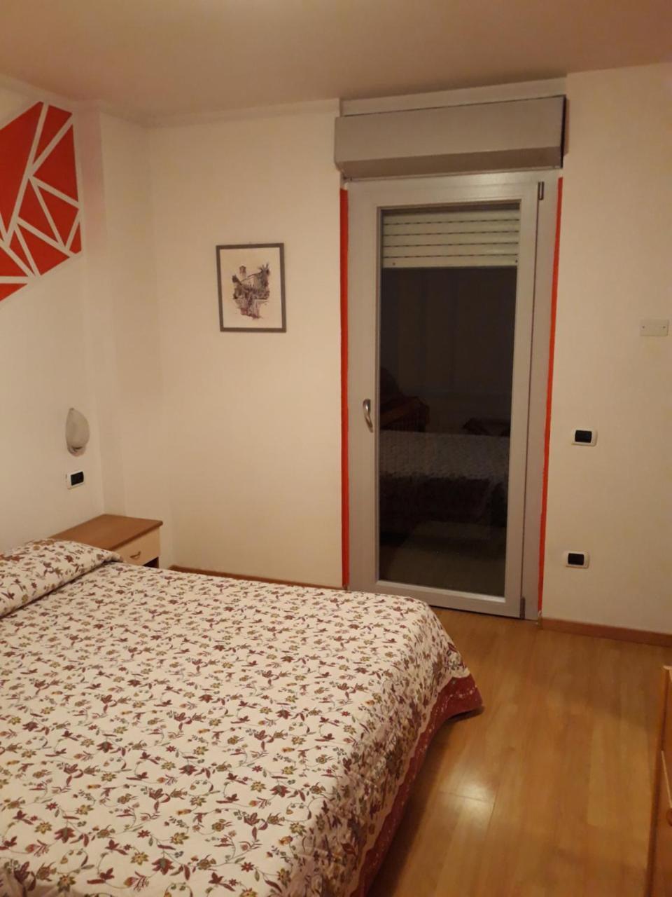 Hotel Due Laghi Padergnone المظهر الخارجي الصورة
