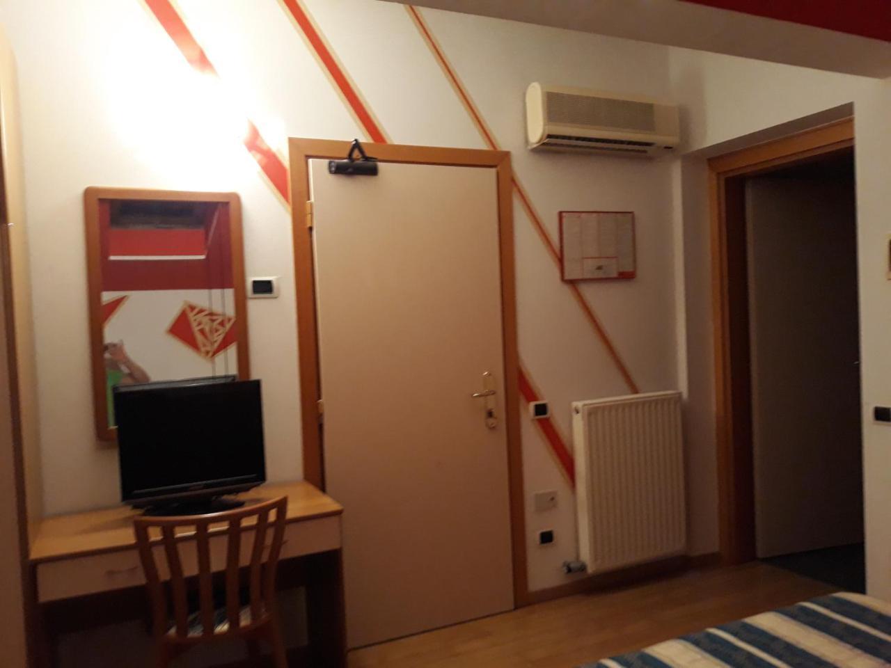 Hotel Due Laghi Padergnone المظهر الخارجي الصورة