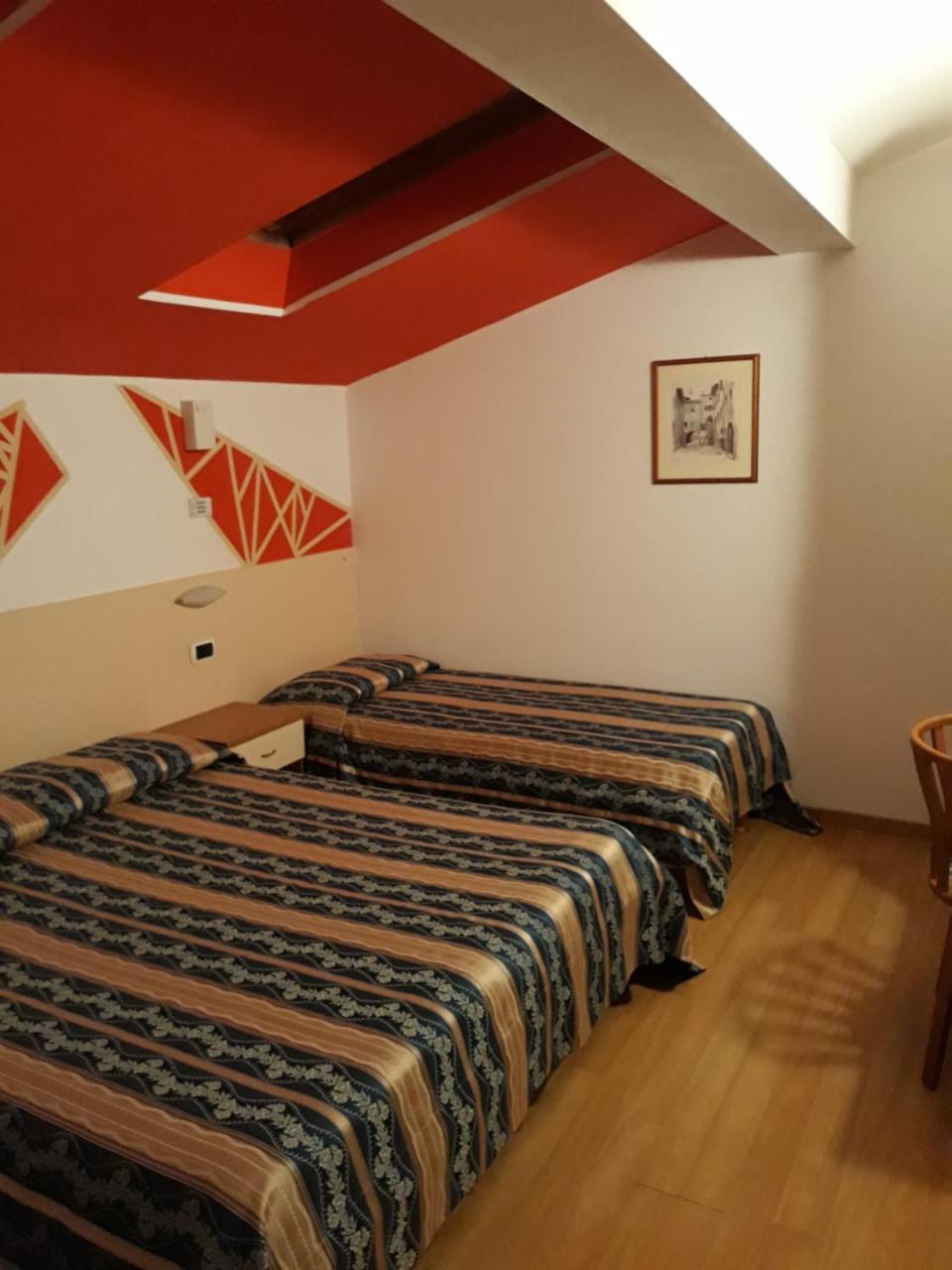 Hotel Due Laghi Padergnone المظهر الخارجي الصورة
